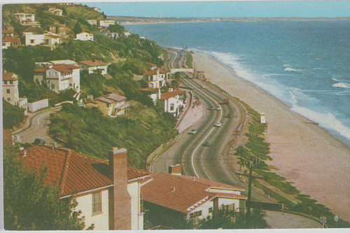 Homes in Castellammare looking south along Pacific Coast Highway toward Santa Monica