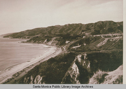 Looking up the coast along Pacific Coast Highway towards Pacific Palisades