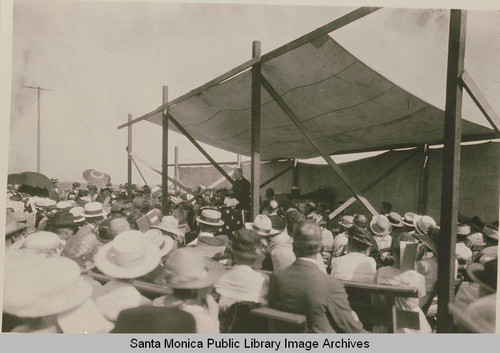 Formal dedication of the Chautauqua in Temescal Canyon with the crowd gathered at the main amphitheater for a dedication speech on August 6,1922