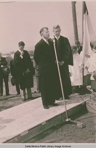 Ground breaking ceremonies for the sanctuary of the Methodist Church on Via de la Paz, Pacific Palisades, Calif