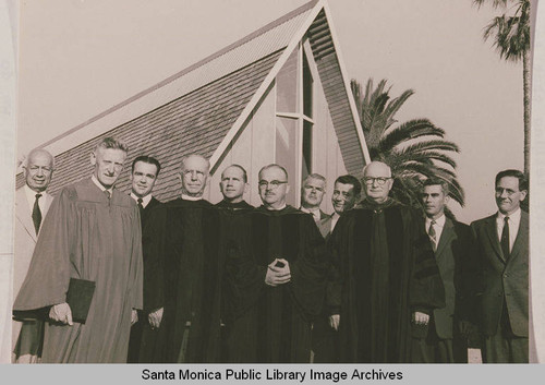 New Presbyterian Church of the Pacific Palisades with members gathered in front