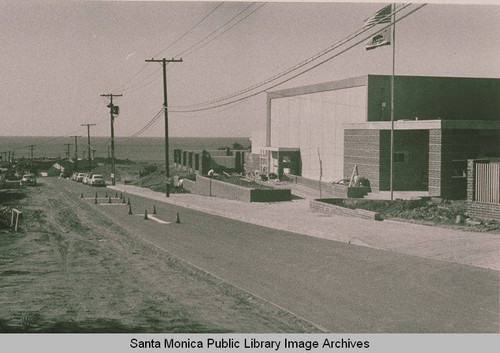 Marquez Elementary School on Marquez Blvd just after completion