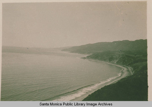 Coastal view of the Pacific Coast Highway looking west from Asilomar Blvd., Pacific Palisades, Calif