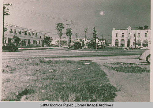 Business Block in Pacific Palisades with Monument Street to the right