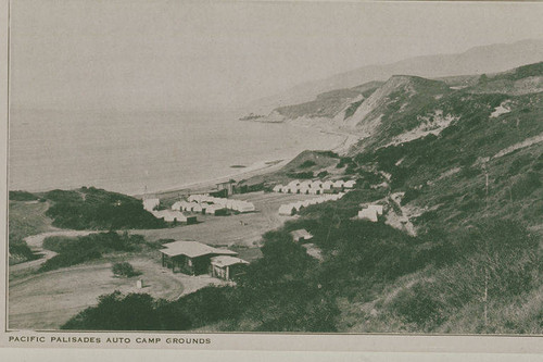 Tents are lined up at the Auto Campgrounds of the Pacific Palisades Association at Pacific Coast Highway