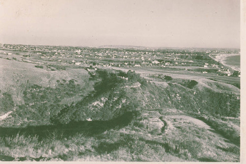 Looking south from Pacific Palisades toward Santa Monica, Calif