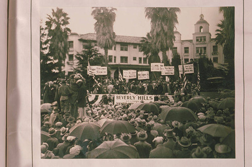 Will Rogers is celebrated as the Mayor of Beverly Hills at the Beverly Hills Hotel in 1928