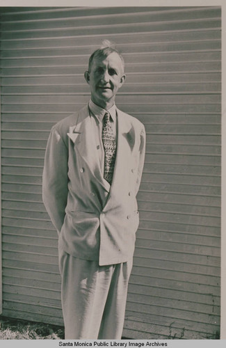 Unidentified man in a double-breasted suit and patterned tie, Pacific Palisades, Calif