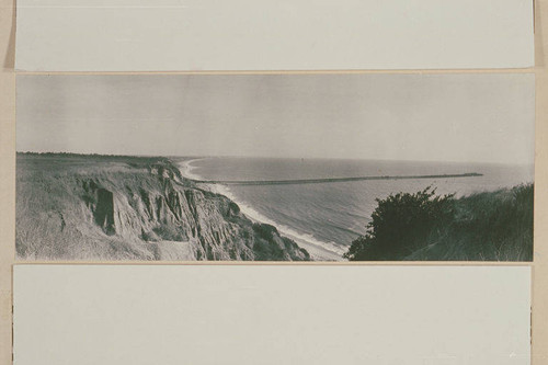 Panoramic view of the Long Wharf in Santa Monica Bay stretching out to the Pacific Ocean