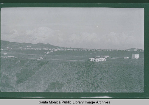 Field dotted with houses near Haverford Avenue and Radcliffe Avenue in Pacific Palisades, Calif