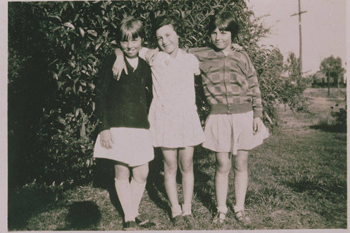 Jeannette Waite (left) with two friends on Galloway Street in Pacific Palisades