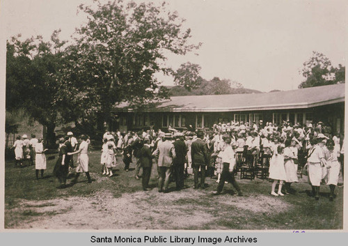 Crowds in front of the dining hall at the Chautauqua Camp in Temescal Canyon