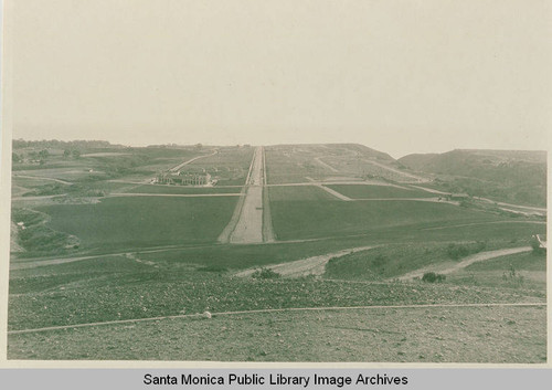 Looking down Via de la Paz toward the ocean showing the Palisades Business Block still under construction