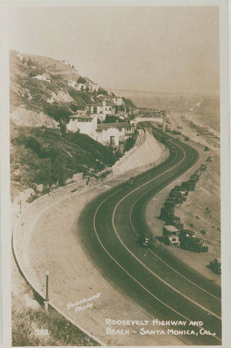 Looking south toward Santa Monica on "Roosevelt Highway" at Castellammare