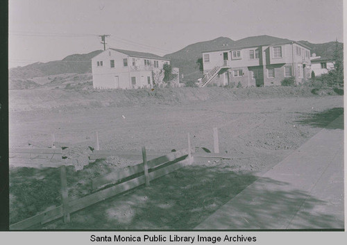 Back view of apartment complex on Via de La Paz in Pacific Palisades, Calif