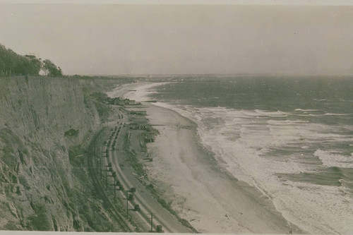 View of the Roosevelt Highway (later Pacific Coast Highway) along the coast