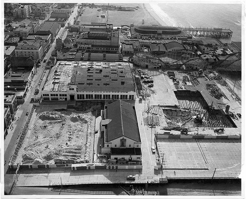 Aerial view of Pacific Ocean Park under construction, Santa Monica, Calif