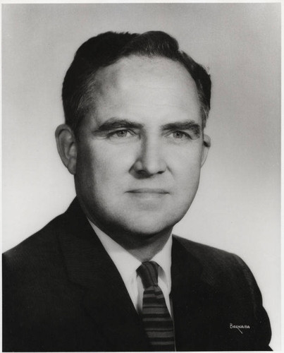 Santa Monica City Manager Ernest N. Mobley, 1962-1964
