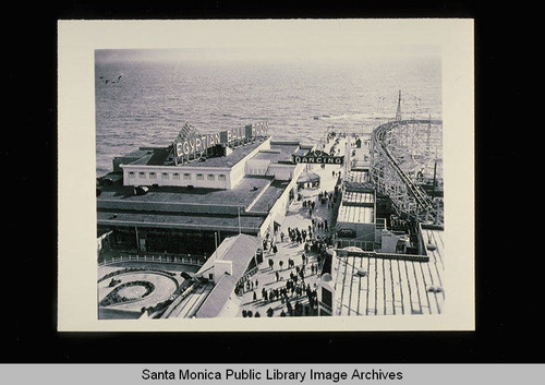 Ocean Park Pier showing Egyptian Ballroom, Santa Monica, Calif