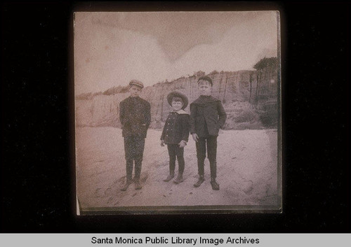 Bichansky children on Santa Monica beach in front of the palisades