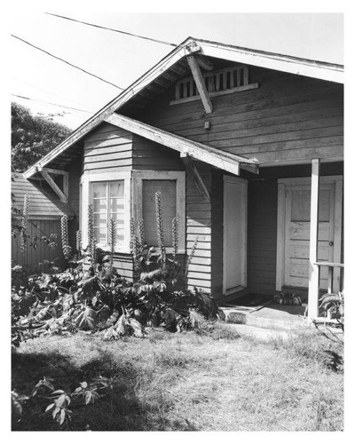 Entrance to residence at 1954 High Place, facing south, Santa Monica, Calif., July 2009