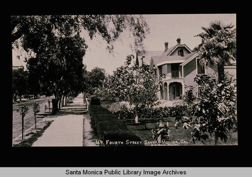 Northeast corner of Fourth and Santa Monica Blvd., Santa Monica, Calif