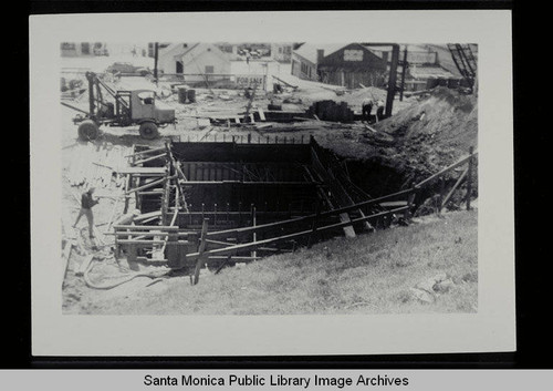 Excavation of the sewage pump plant across from the Santa Monica Pier on April 7, 1948