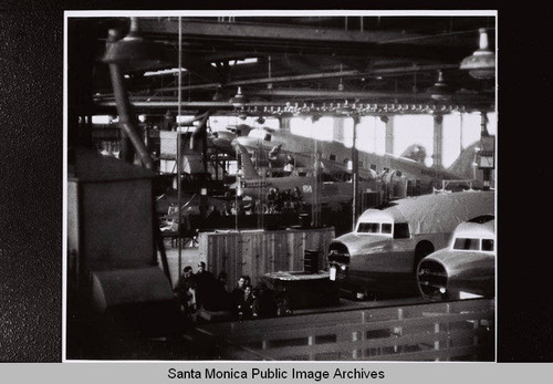 Douglas employee strike on the DC-3 assembly line in 1937, Santa Monica, Calif