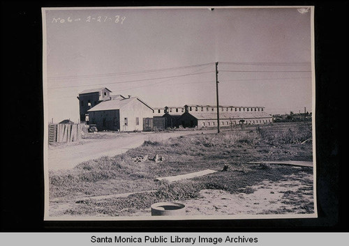 Group of abandoned brick kilns and building of the Simons Brick Co., on February 27, 1939