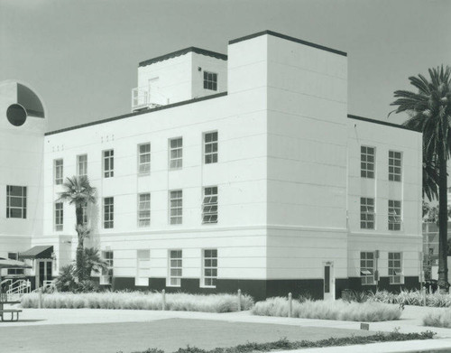 Santa Monica City Hall Jail Wing designed by architects Joseph M. Estep and Donald B. Parkinson built with PWA funds in 1938-1939