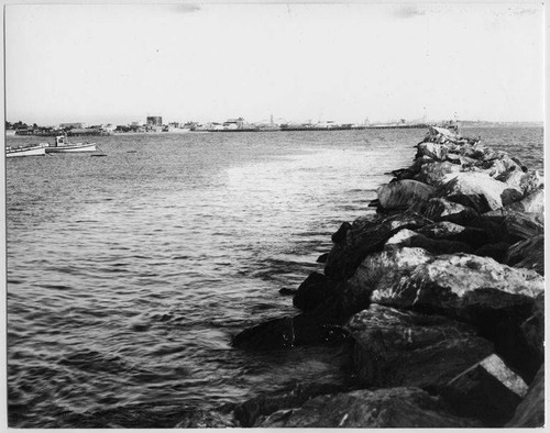 Looking toward the Santa Monica Pier from the breakwater built in 1934