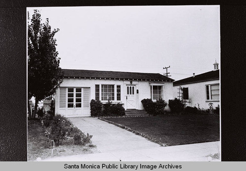 Douglas Aircraft Company employee housing, a Sunset Park home in Santa Monica during World War II