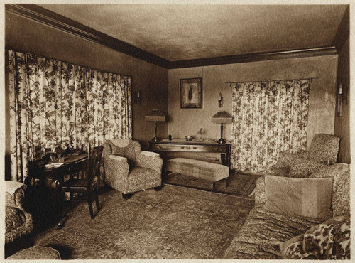 Interior of the Kennedy home at 329 Twenty-third Street in Santa Monica, Calif