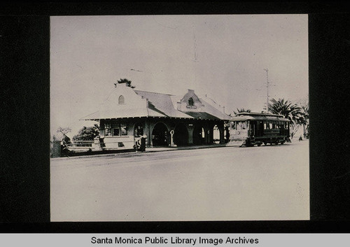 Pacific Electric Railroad's Linda Vista Station on Ocean Avenue near Palisades Park, Santa Monica, Calif