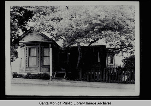 203 Mills Street in the 2500 block of the Third Street Historic District, Ocean Park, Santa Monica, Calif