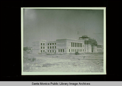 Construction of City Hall, 1685 Main Street, Santa Monica, Calif., June 1,1939