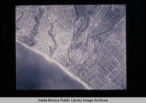 Fairchild Aerial Surveys from the Santa Monica Mountains to Santa Monica City edge flown from the northeast to the southwest (Pacific Palisades to Santa Monica Canyon #J236)