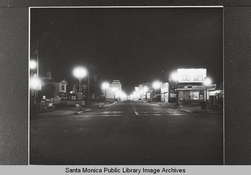 Street lights (before mercury vapor lights), Colorado Avenue and Fourth Street with Richfield and Signal Gas on the corner, Santa Monica, Calif., March 31, 1955