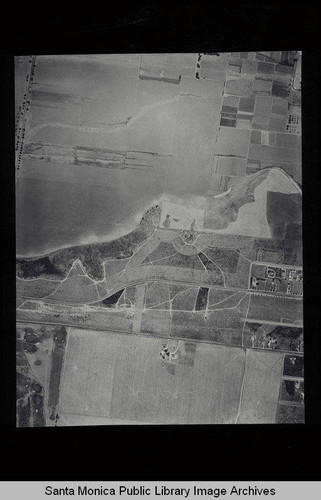 Aerial survey of the City of Santa Monica north to south (south on right side of the image) Centinela Avenue runs across the lower third of image (Job#C235-G12) flown in June 1928