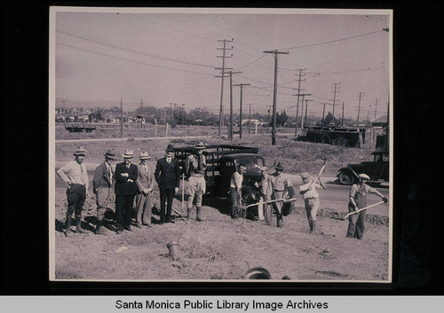 Workmen digging on General Telephone Company site at Cloverfield and Pennsylvania Avenue adjacent to the Gladding McBean ceramic works