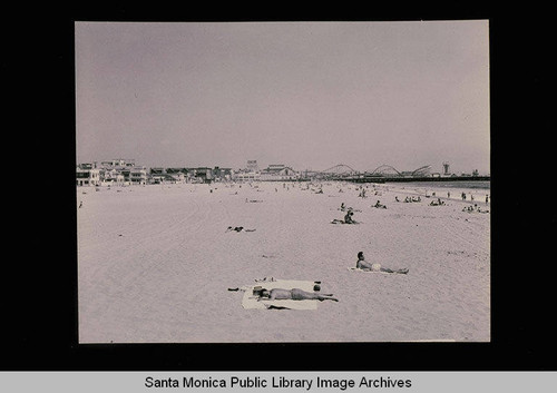 Beach looking south to the Ocean Park Pier, Santa Monica, Calif