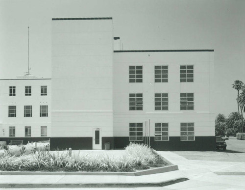 Santa Monica City Hall Jail Wing designed by architects Joseph M. Estep and Donald B. Parkinson built with PWA funds in 1938-1939