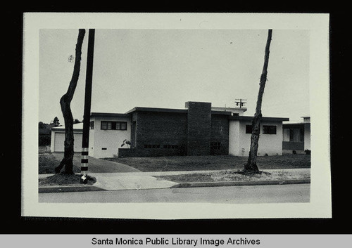 336 Seventh Street (Lot 2, Tract 15760) Santa Monica, Calif., owned by Clifford and Esther Deal