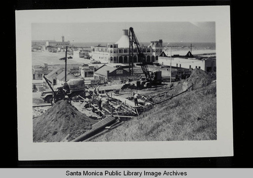 Excavation of the sewage pump plant across from the Santa Monica Pier on April 7, 1948