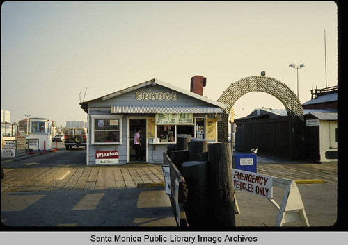 Clara's on the Santa Monica Pier in November 1985