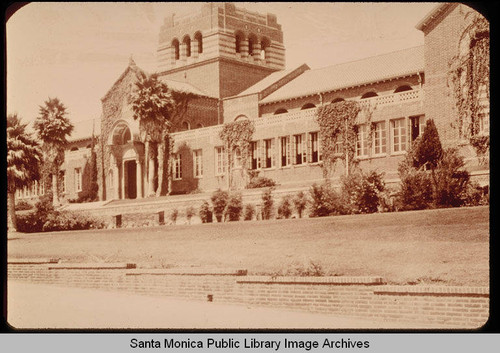 Santa Monica High School