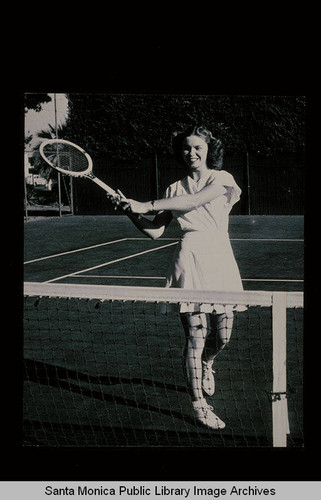Beverly Baker, tennis champion