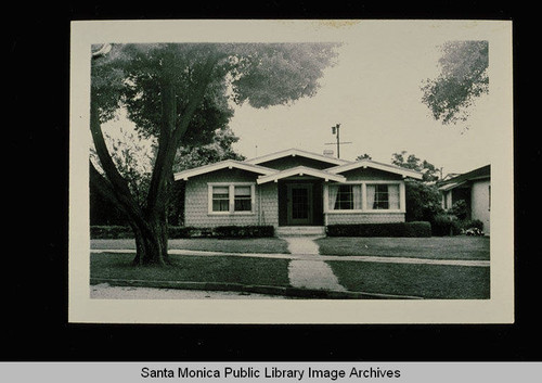 538 Palisades Avenue (Lot 2, tract 11455) Santa Monica, Calif. owned by Gertrude E. Powell