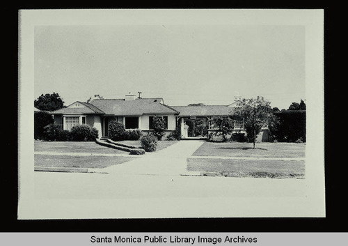 602 Marguerita Avenue (Lot 2 and 3, Tract 12103) Santa Monica, Calif., owned by Magdalena and Margaretha Tas