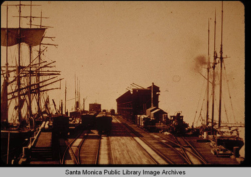 Long Wharf and ships, Santa Monica, Calif